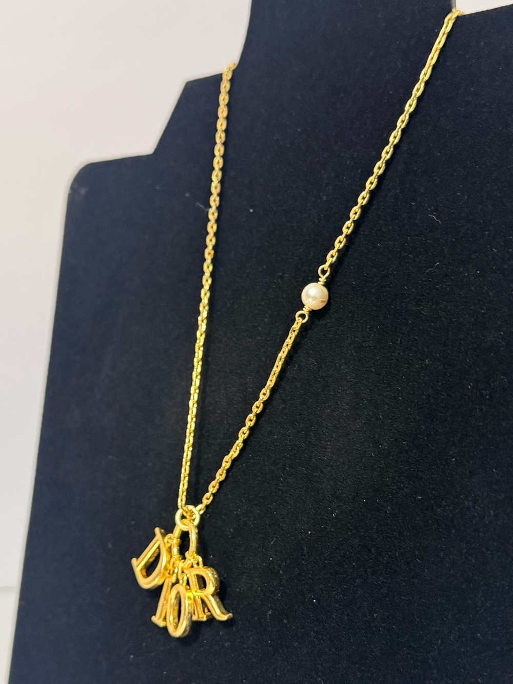 dior beauty Gold Letter Pendant Necklace - Women Jewelry - Picture 3 of 5